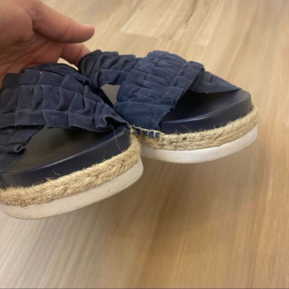 1. State Salyn Ruffle Espadrille Slide Sandal - Picture 5 of 11